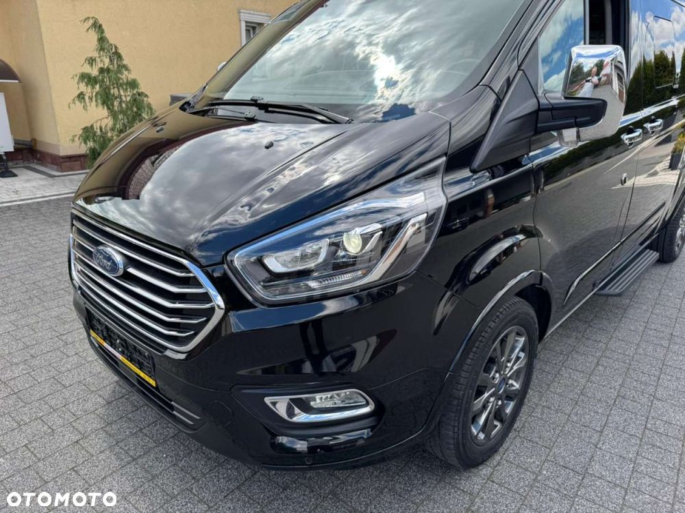 Ford Tourneo Custom - 20