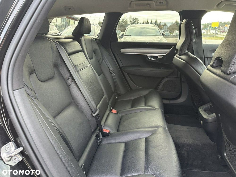 Volvo V90 - 19