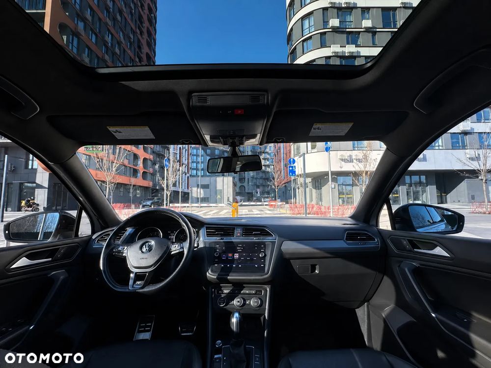 Volkswagen Tiguan - 17