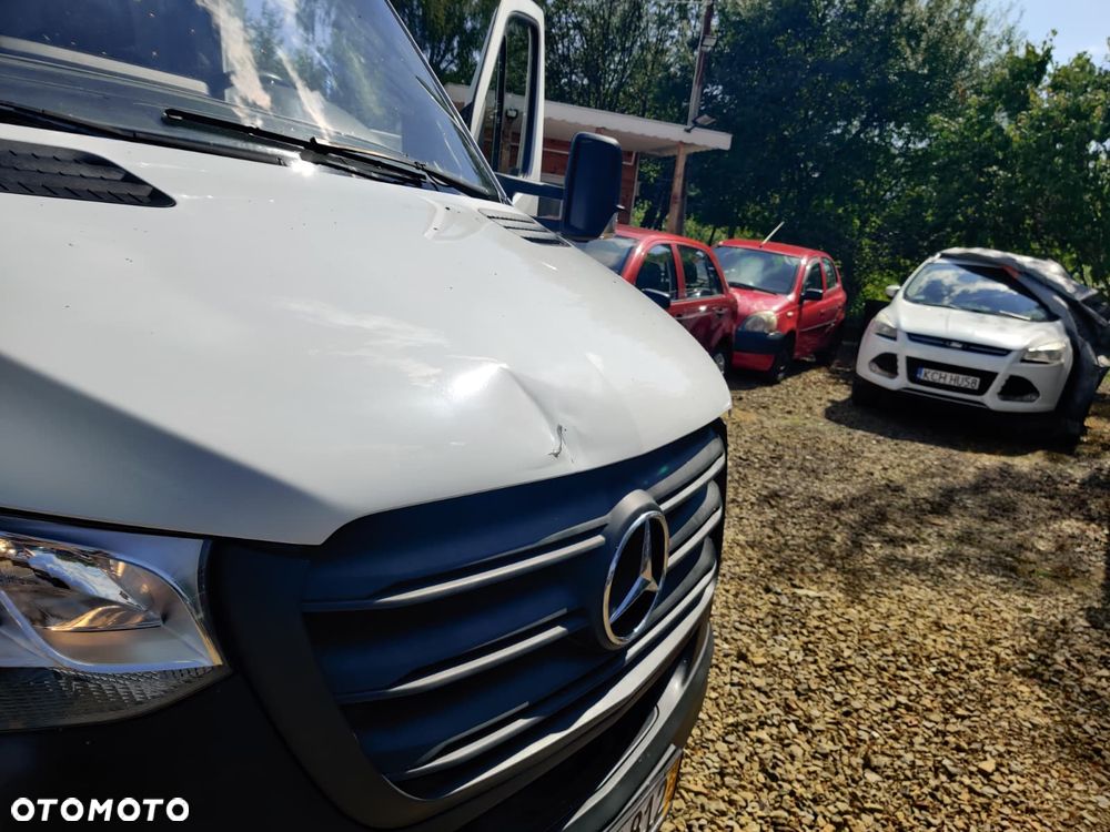 Mercedes-Benz SPRINTER 314 414 514 - 23
