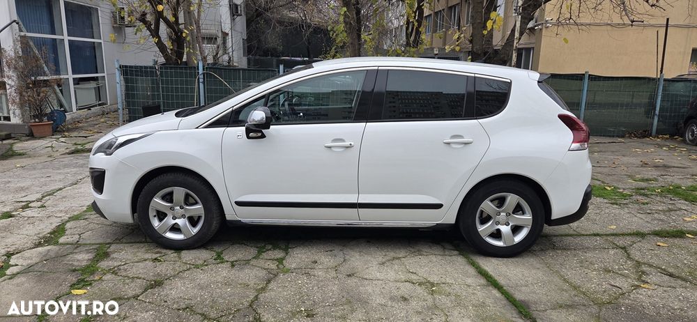 Peugeot 3008 HDi FAP 165 Automatik Premium - 4