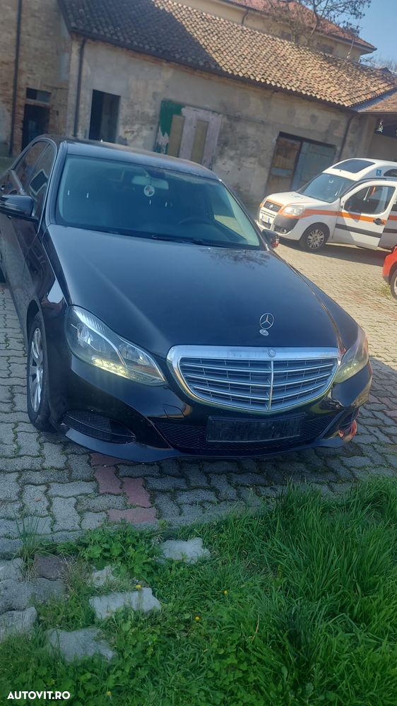 Mercedes-Benz E 200 BlueTEC 7G-TRONIC Avantgarde - 2