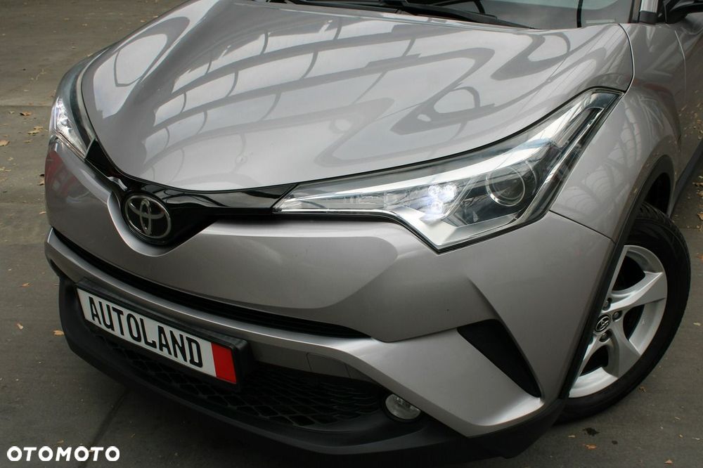 Toyota C-HR 1.2 T GPF Premium CVT 4x4 - 18