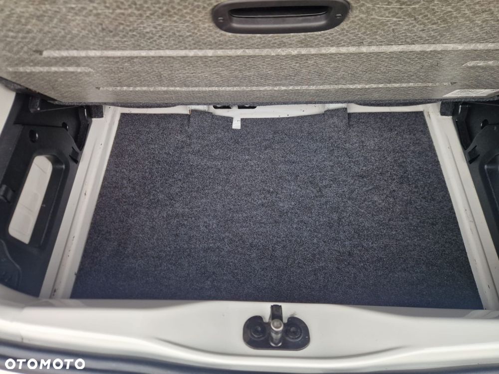 Volkswagen up! - 23