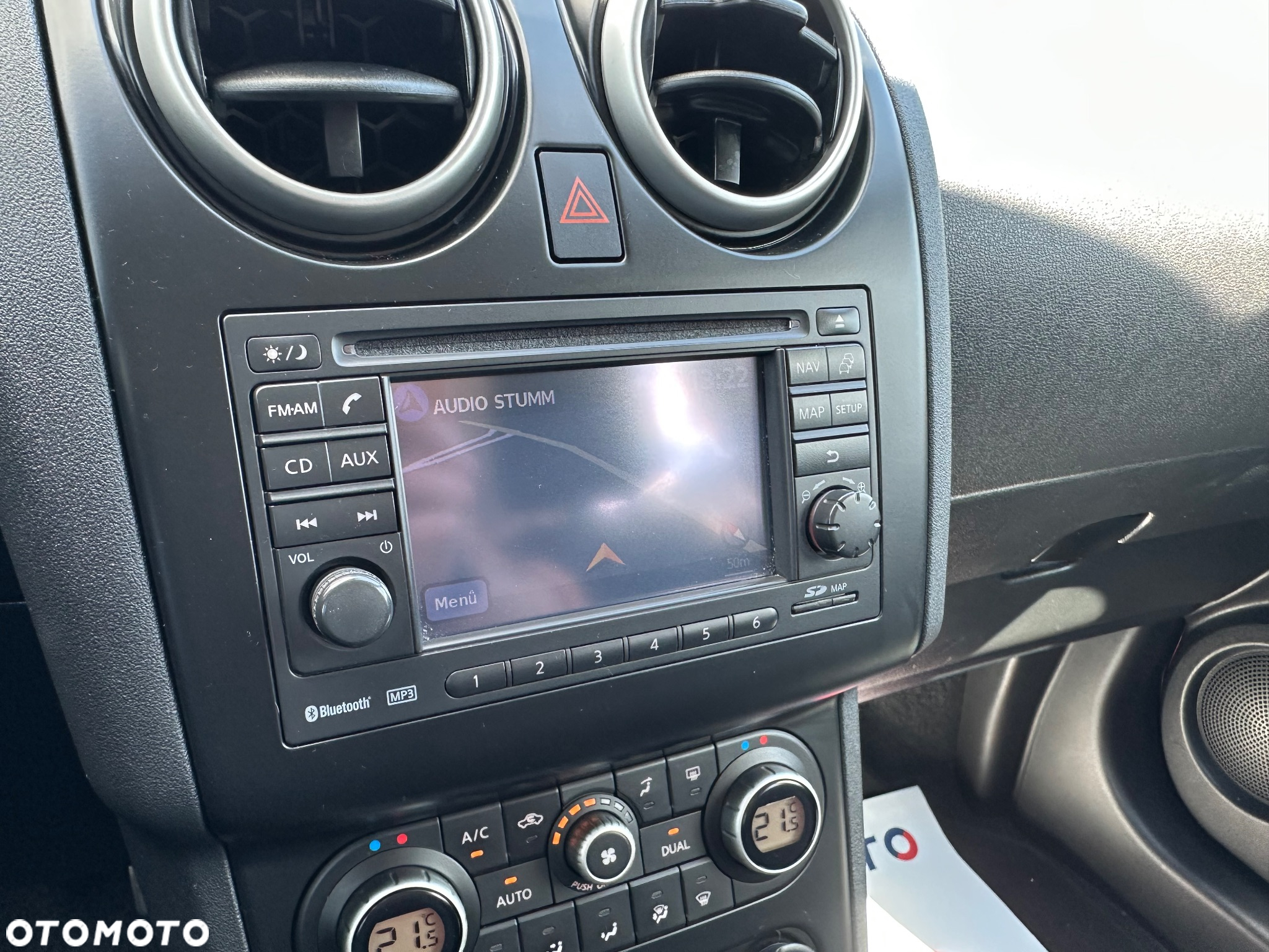 Nissan Qashqai 2.0 dCi DPF 4x4 tekna - 24