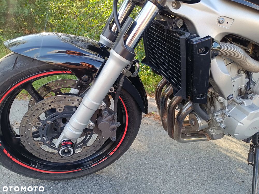 Yamaha FZ6 - 11