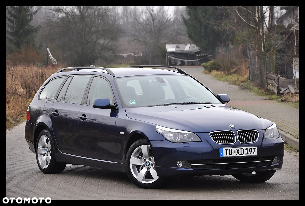 BMW Seria 5 525xi Touring Edition Lifestyle - 11