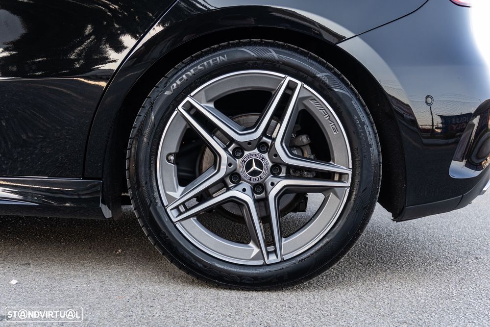 Mercedes-Benz A 180 AMG Line - 5