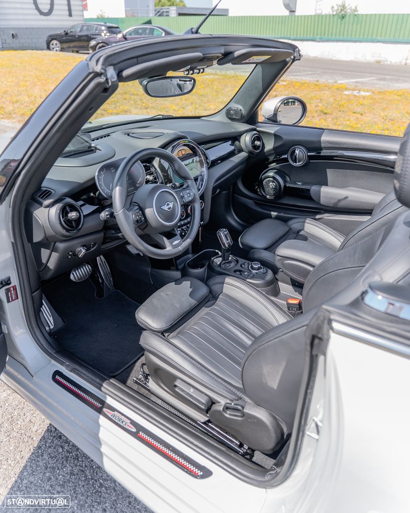 MINI Cabrio Cooper S Aut. JCW — fotografia 18