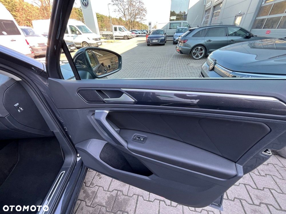 Volkswagen Tiguan - 25