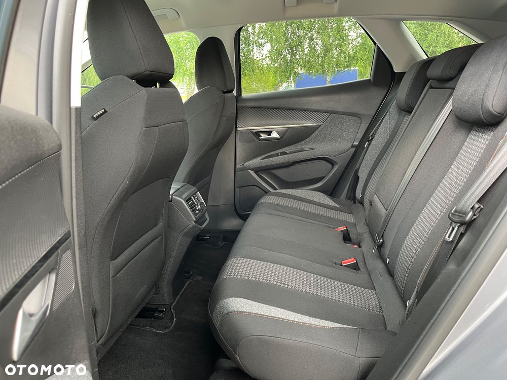 Peugeot 3008 BlueHDi 130 Stop & Start EAT8 Active Business-Paket - 17