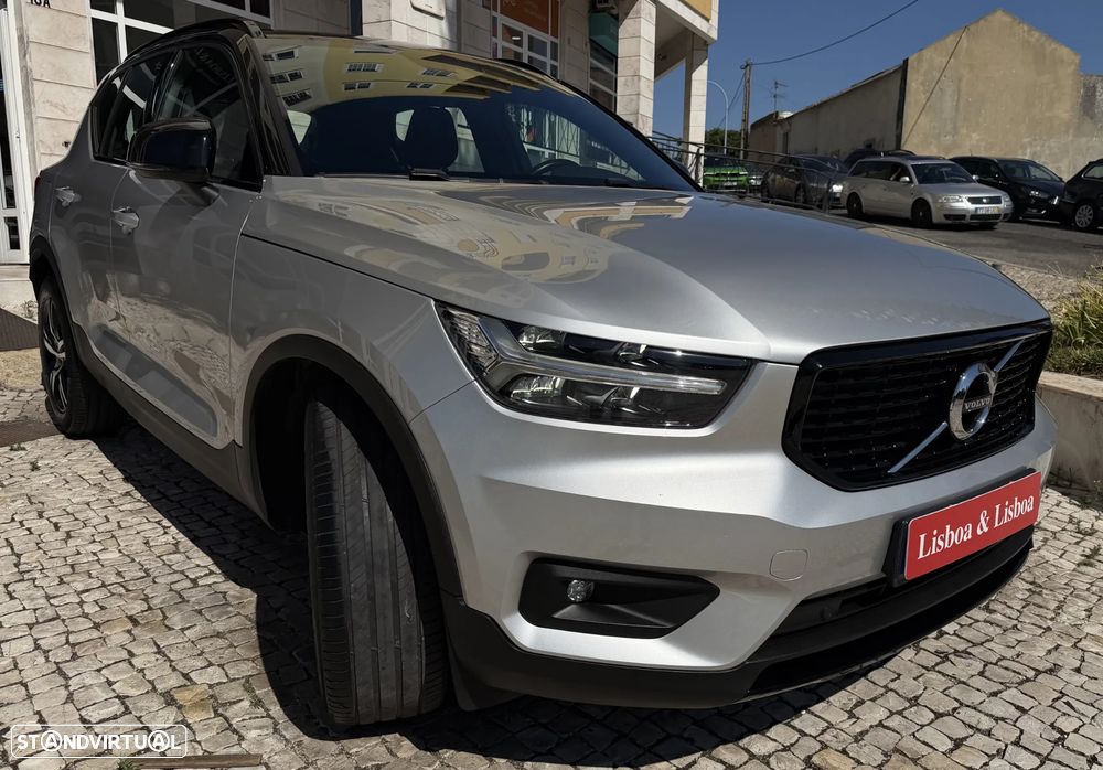 Volvo XC 40 1.5 T3 R-Design Tech Edition - 3