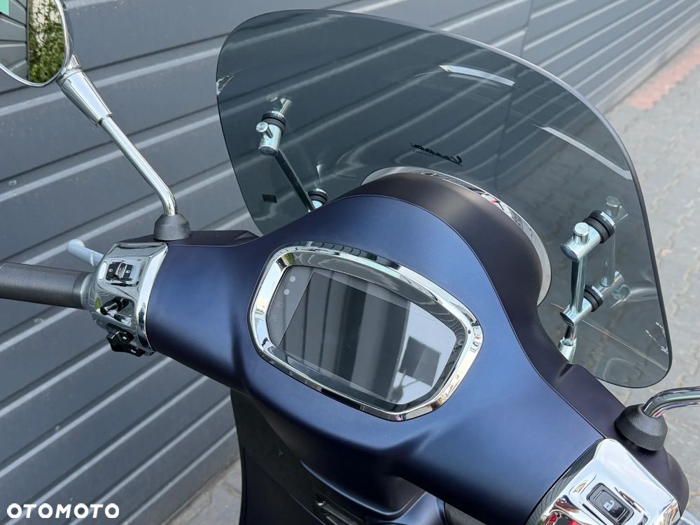Vespa GTS - 4