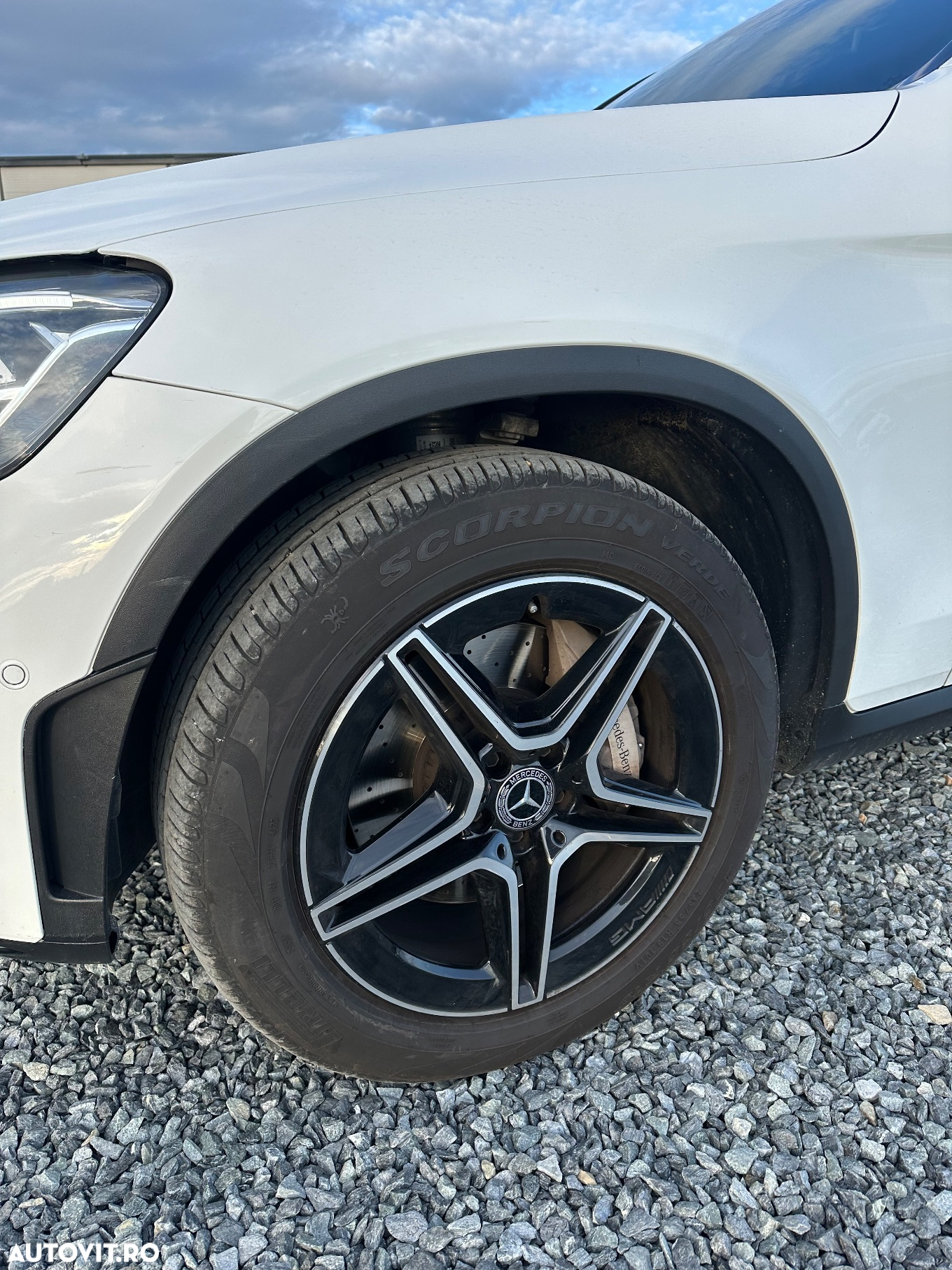 Mercedes-Benz GLC Coupe 200 d 4Matic 9G-TRONIC AMG Line Plus - 25