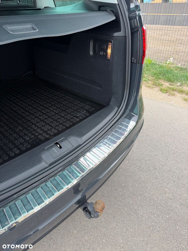 Volkswagen Sharan - 15
