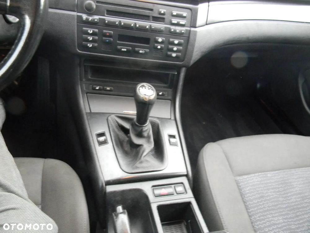 BMW Seria 3 316i Edition Exclusive - 12