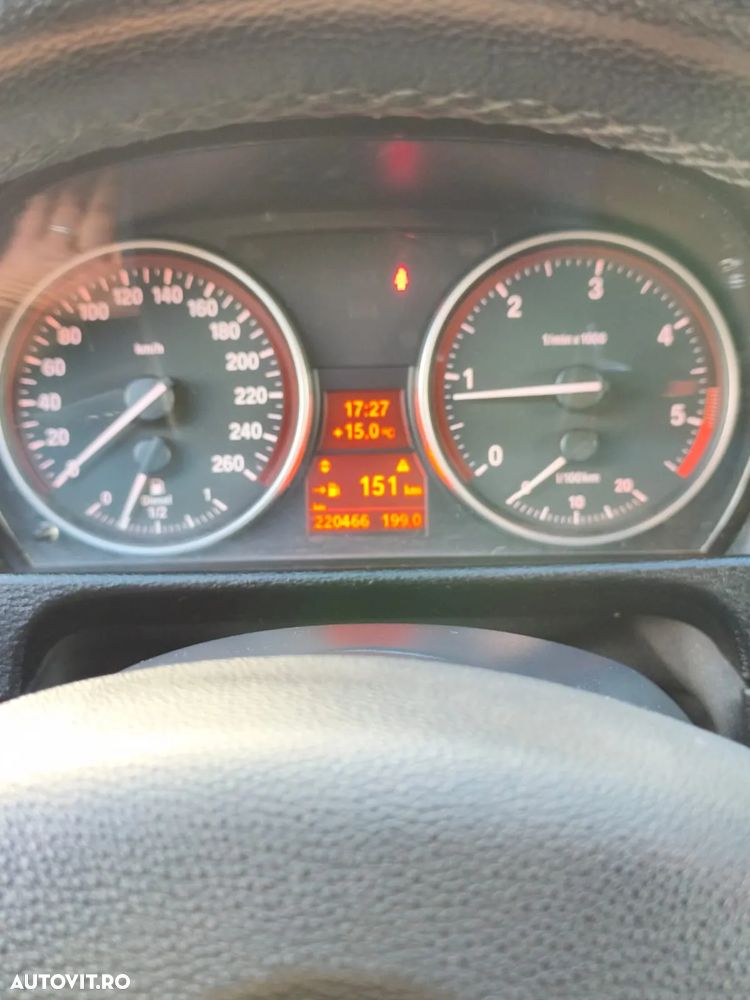 BMW X1 xDrive18d - 9
