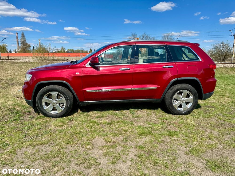 Jeep Grand Cherokee - 16