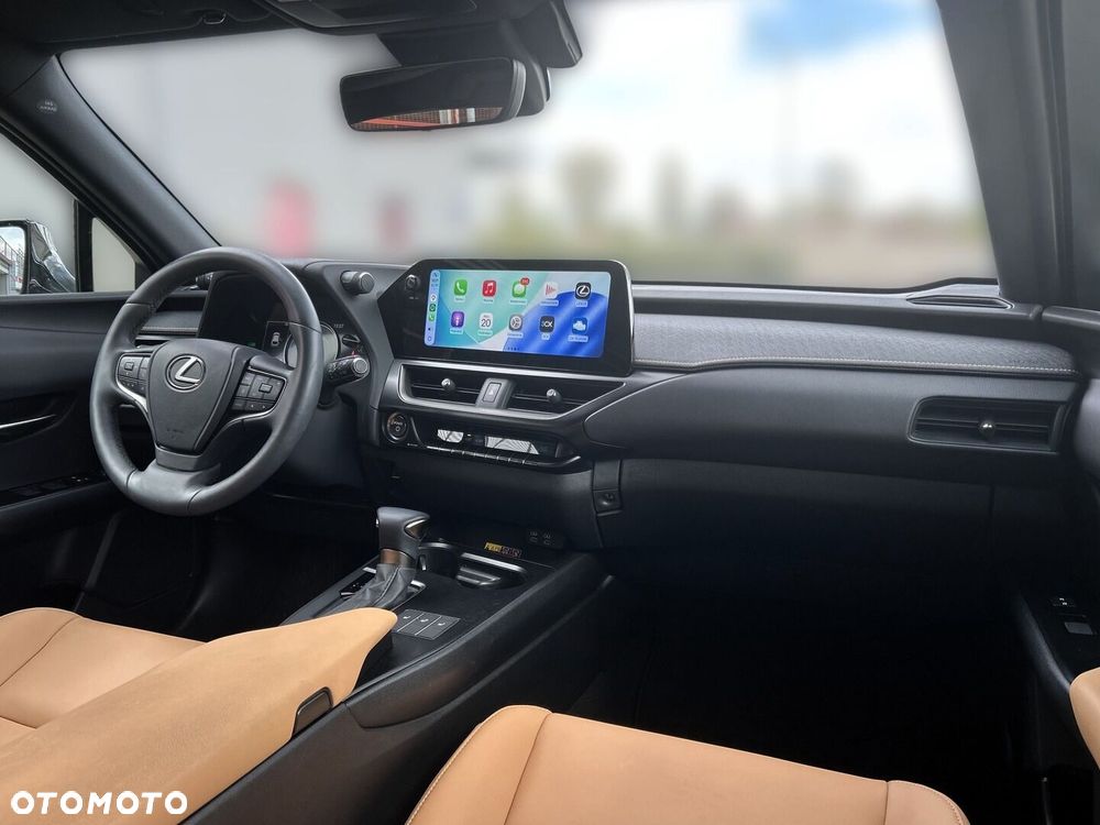 Lexus UX 250h GPF F Sport Design+ 2WD - 11