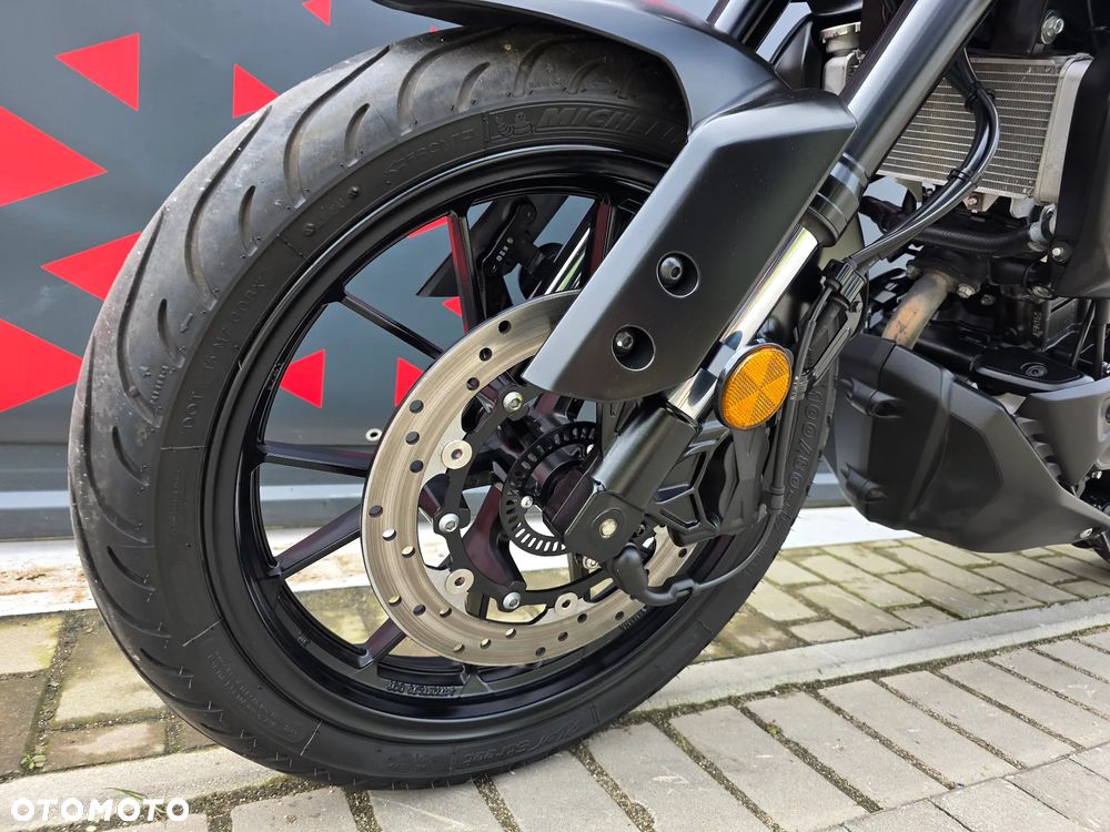 Yamaha MT - 26