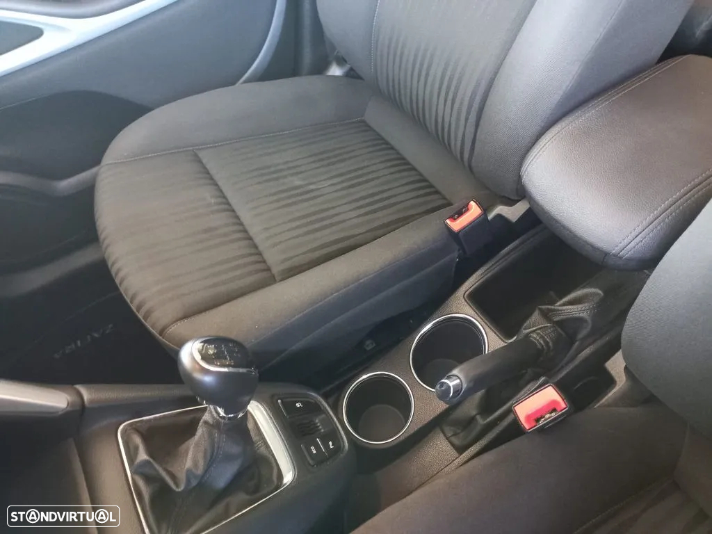 Opel Zafira 1.6 CDTi Dynamic S/S - 24