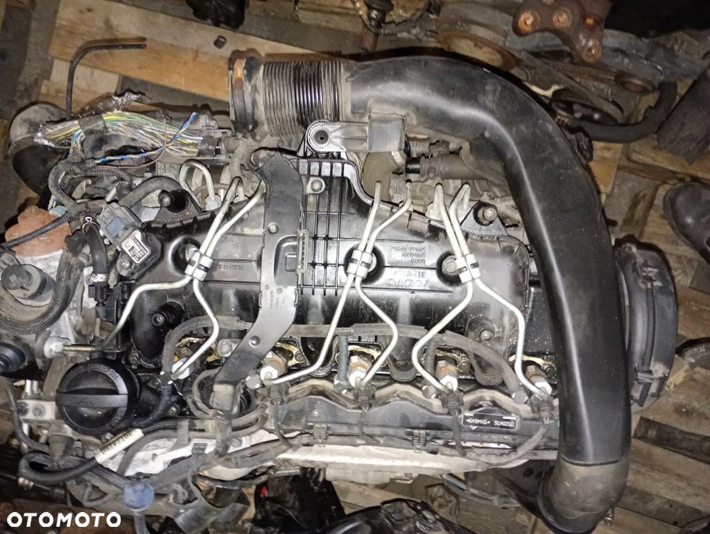 Silnik Kompletny VOLVO 2.0 690 62 25 W, 124 46 49