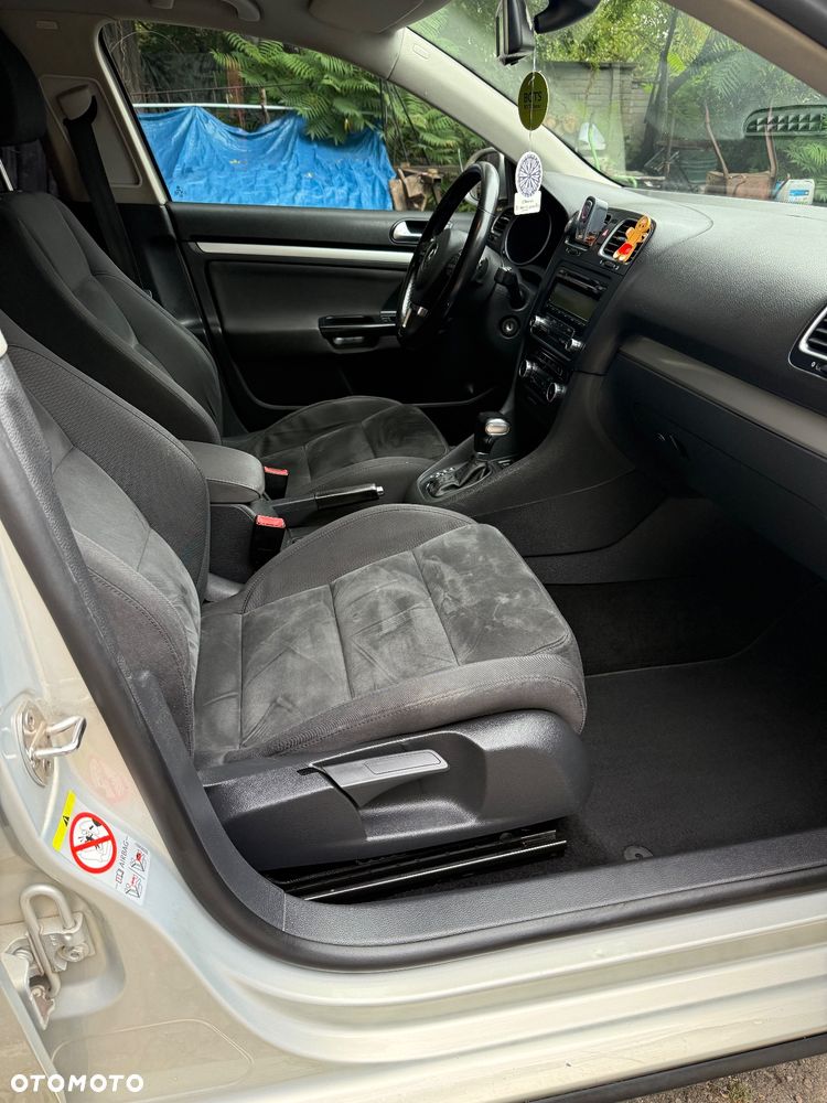 Volkswagen Golf 1.6 TDI DPF DSG Highline - 9