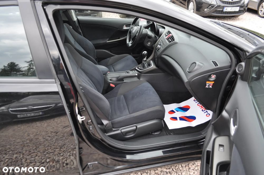 Honda Civic 1.8 i-VTEC Sport - 14