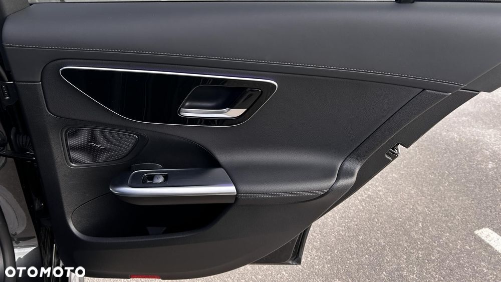 Mercedes-Benz Klasa C - 22