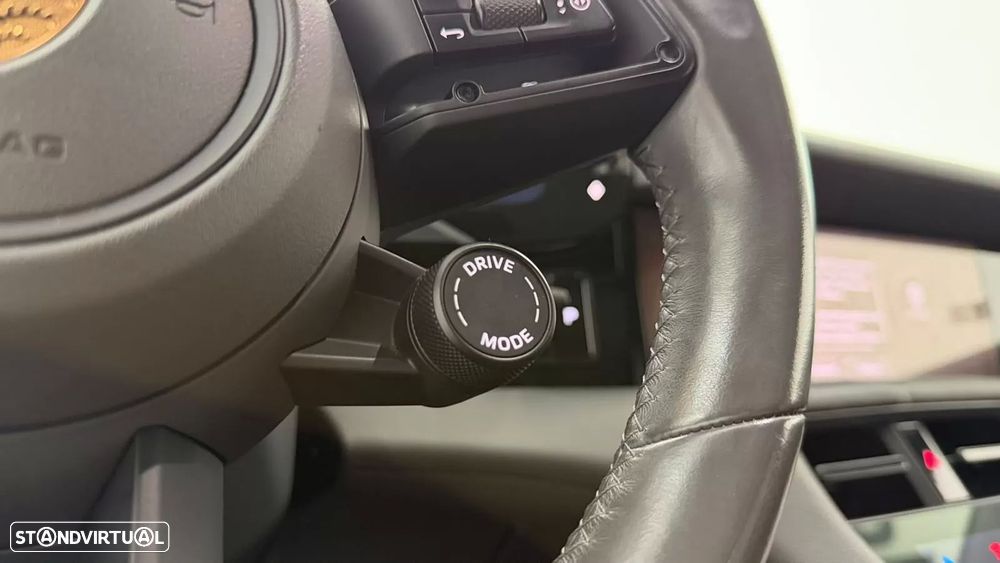 Porsche Taycan Sport Turismo Standard - 16