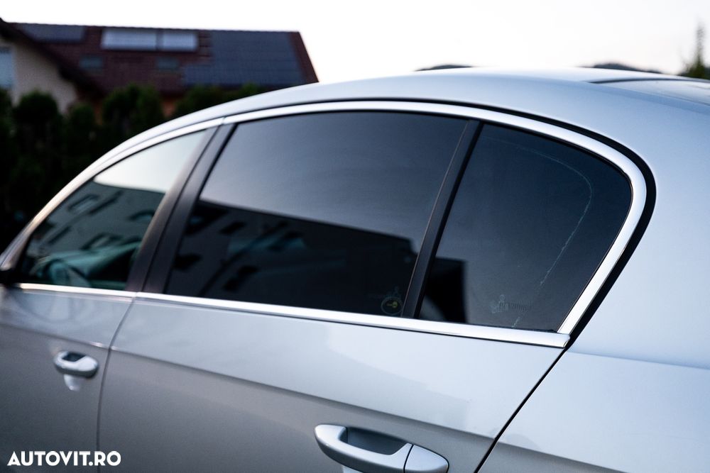 Volkswagen Passat 1.6 TDI DPF BlueMotion Technology Comfortline - 4