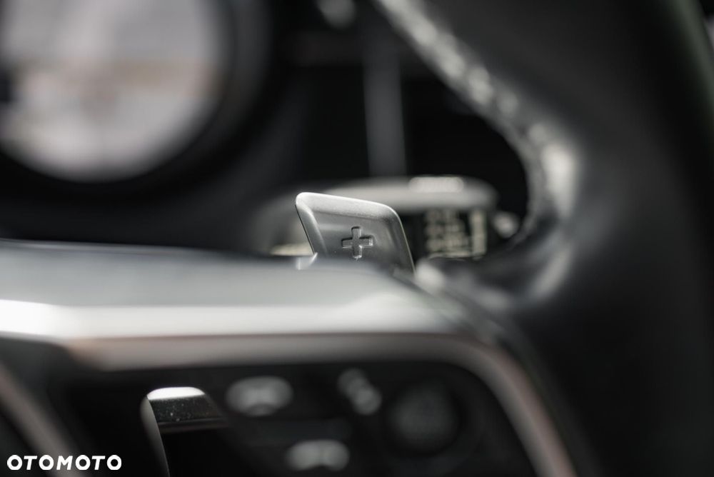 Porsche Macan Standard - 27