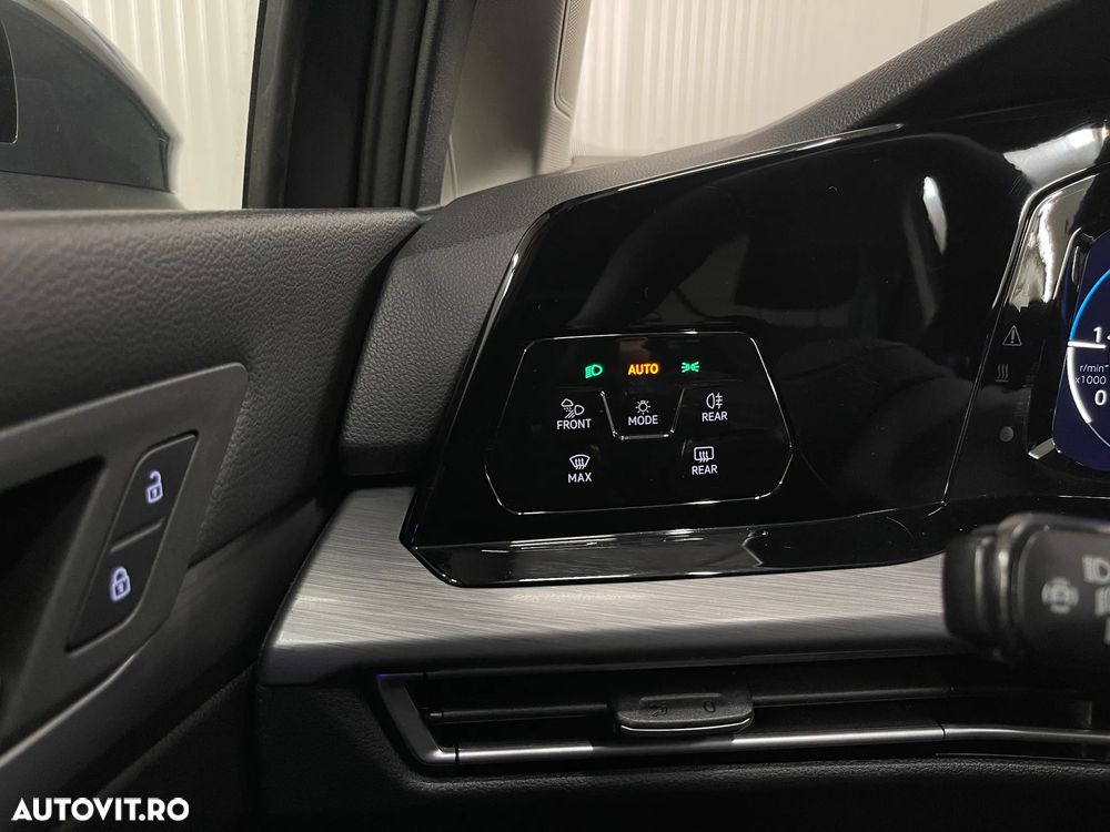 Volkswagen Golf 2.0 TDI DSG Style - 28