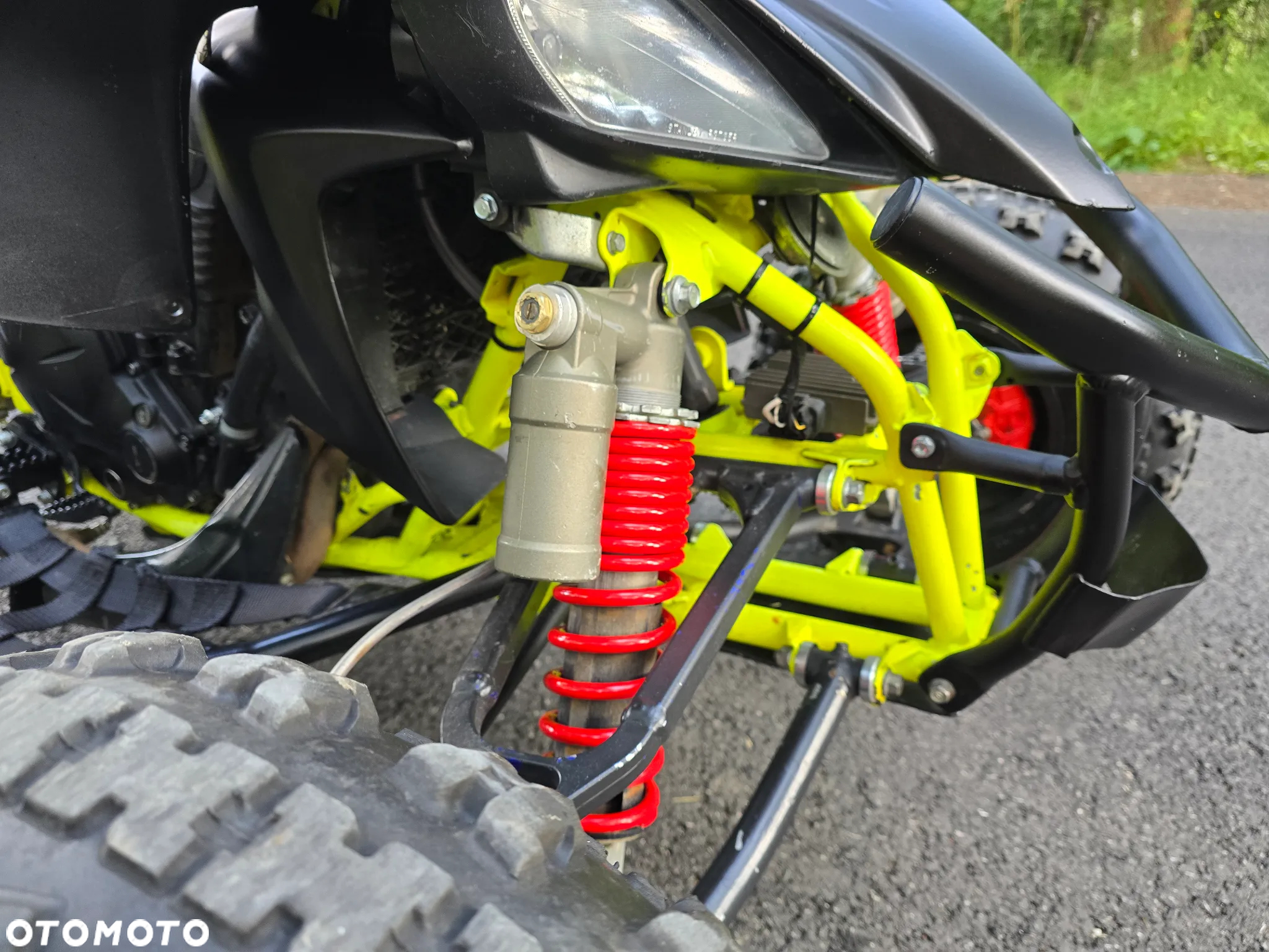 Yamaha YFZ - 12
