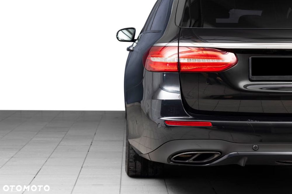 Mercedes-Benz Klasa E 43 AMG 4-Matic - 5