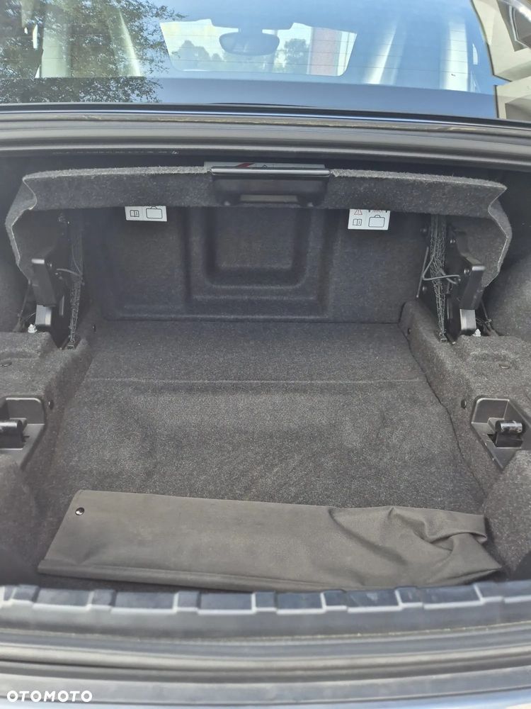 BMW Z4 sDrive28i - 10