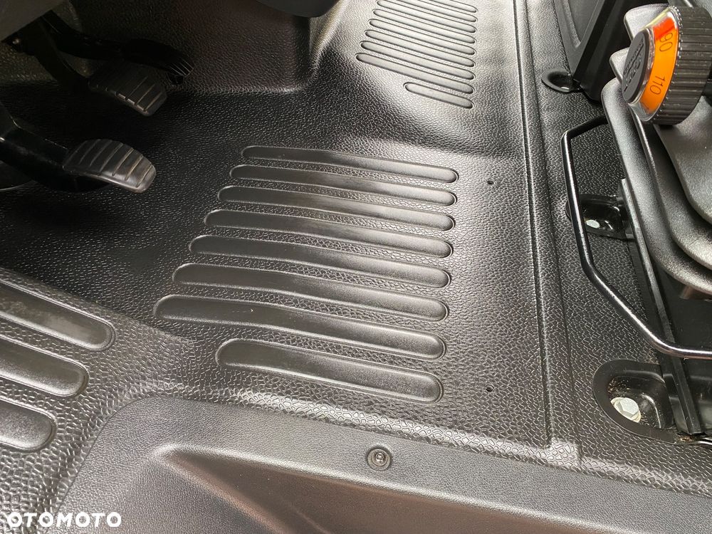 Renault MASTER L2 H2 135 DCI z regałami warsztatowymi - 20