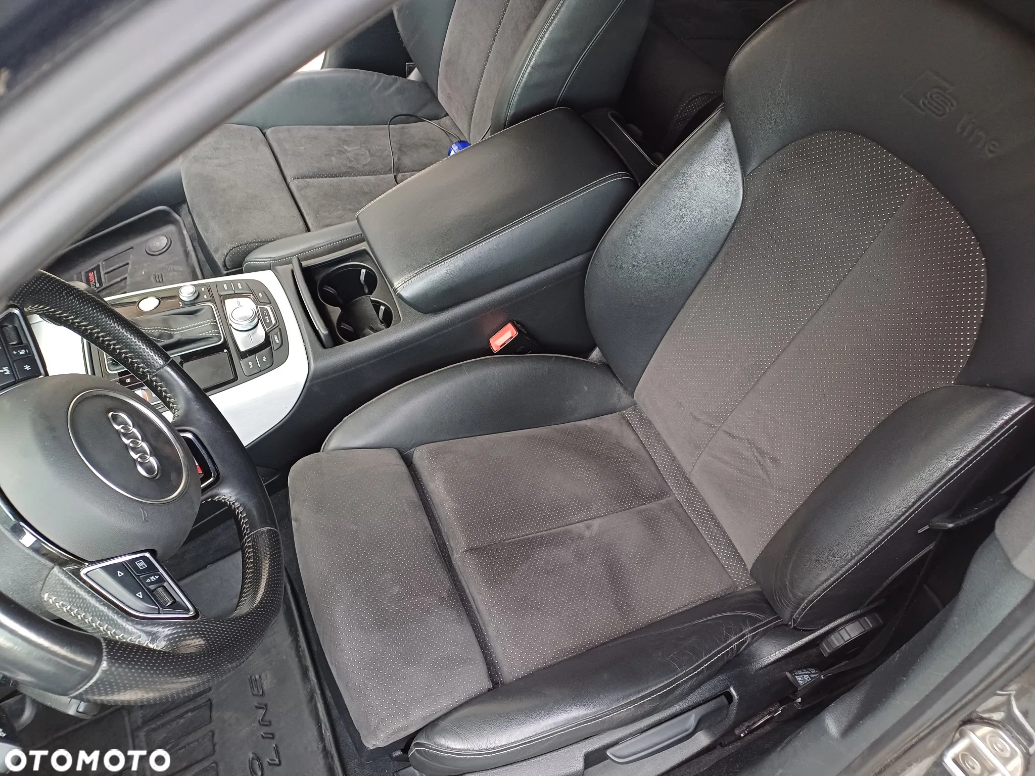 Audi A6 - 12