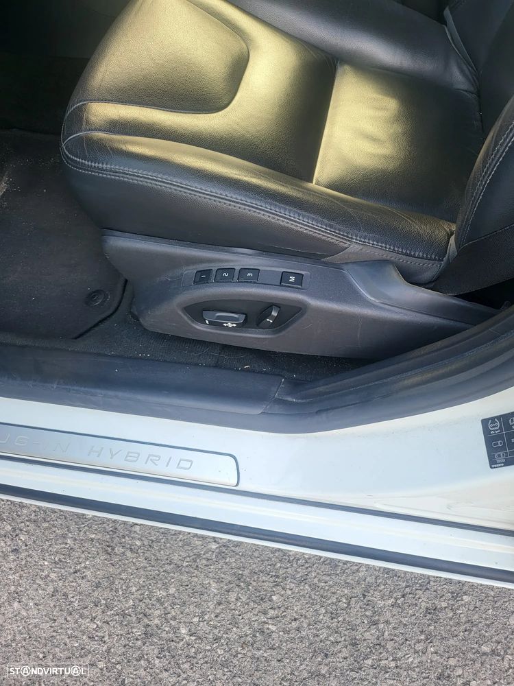 Volvo V60 D5 Geartronic Summum - 11
