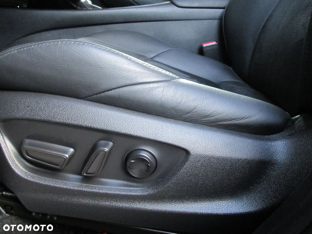 Toyota C-HR 2.0 Hybrid GR Sport - 29