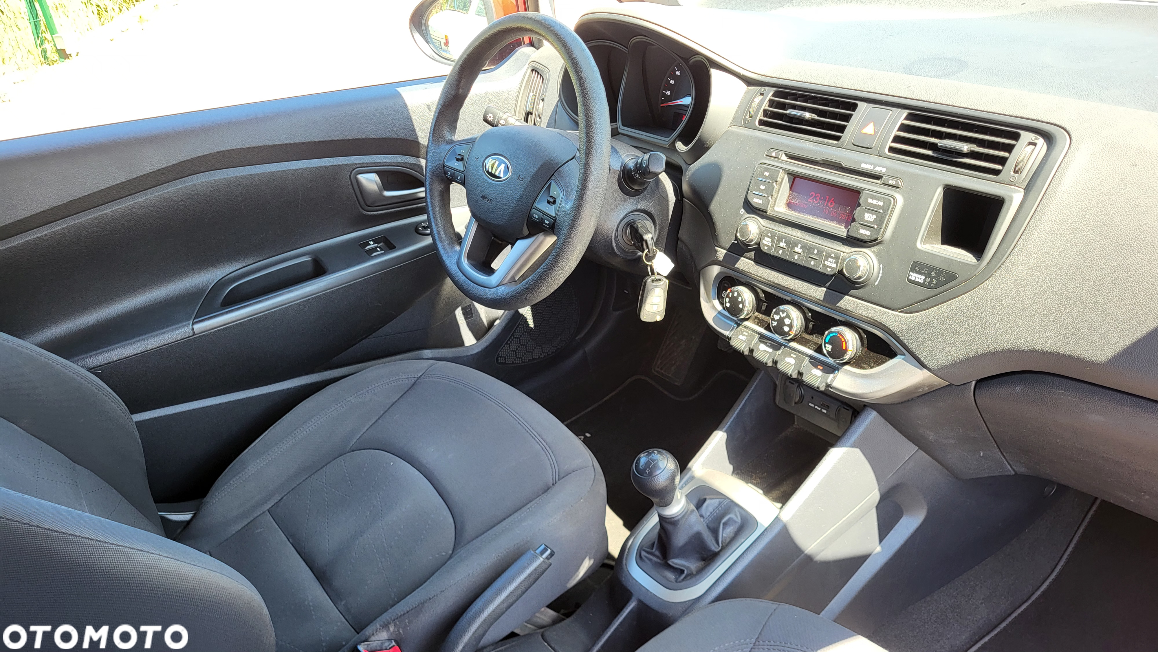 Kia Rio 1.2 Dream Team Edition - 5