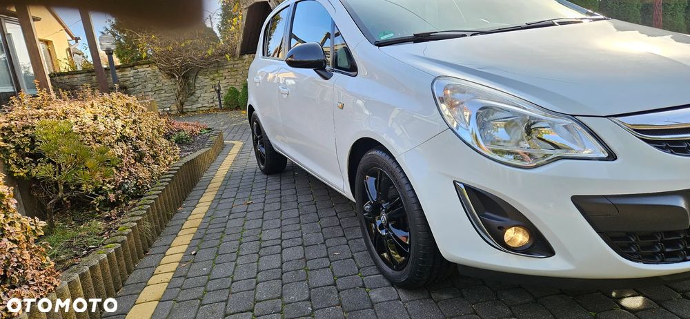 Opel Corsa 1.4 16V Color Elegance - 14