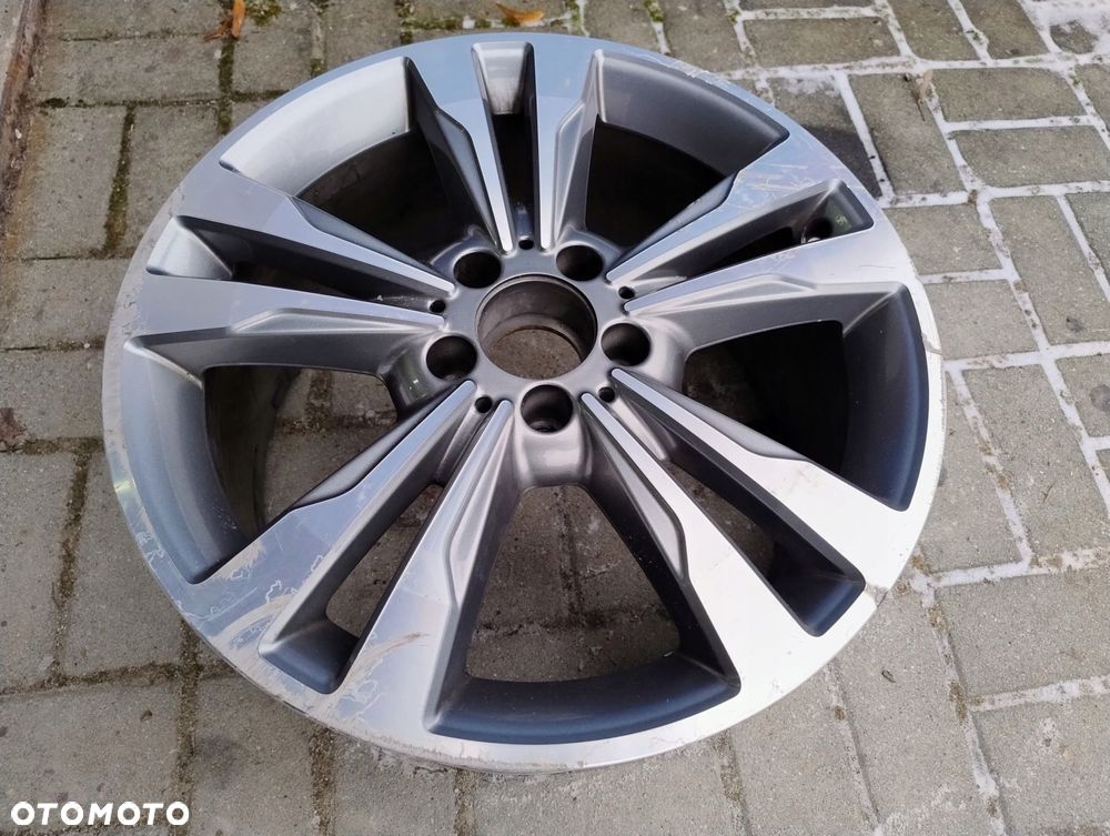 felga 8.5j 18 et48 mercedes w212 a2124015702 - 2