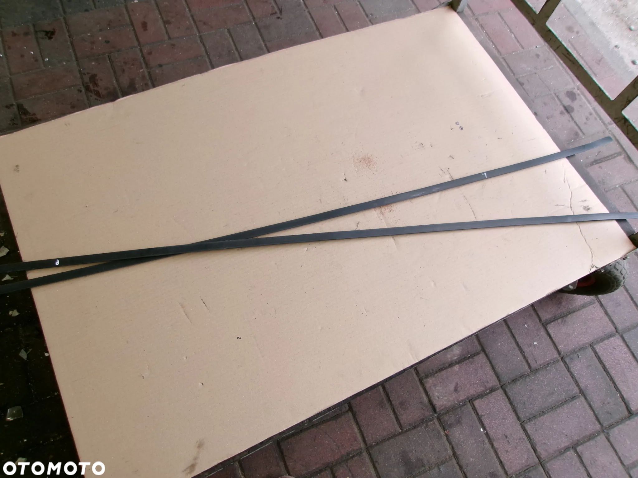 LISTWY LISTWA DACHOWA TOYOTA YARIS III  11-20 - 1
