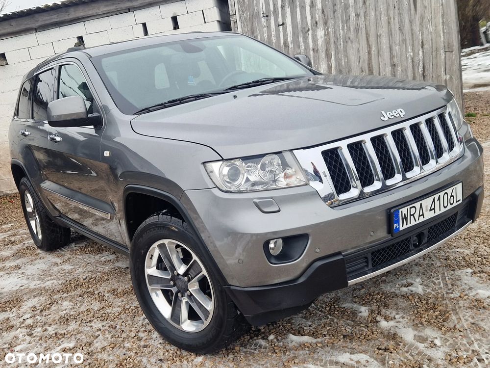 Jeep Grand Cherokee - 14