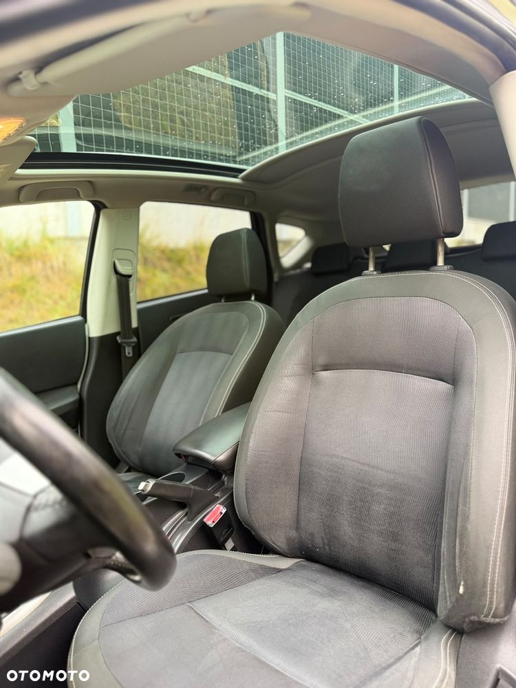Nissan Qashqai - 13