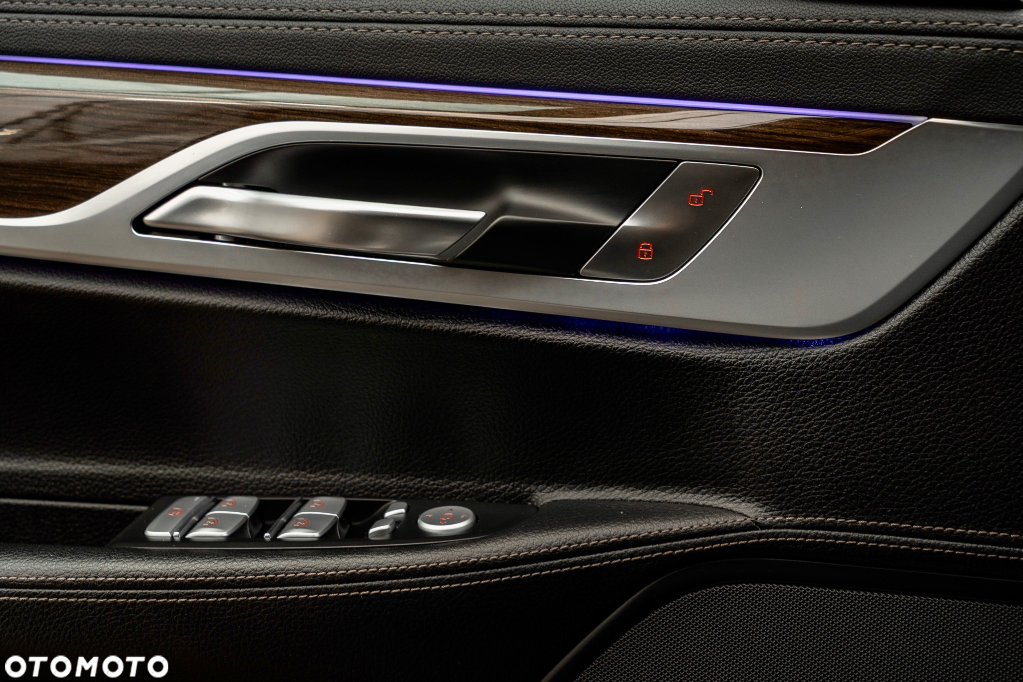 BMW Seria 7 730d sport - 23