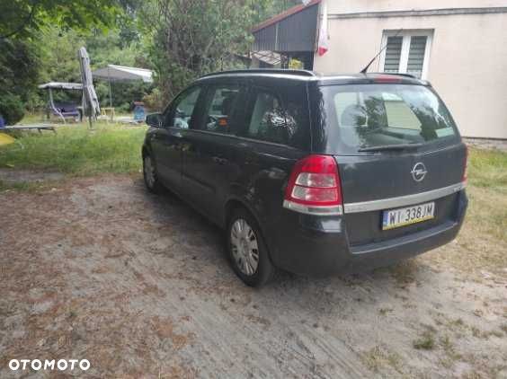 Opel Zafira - 2