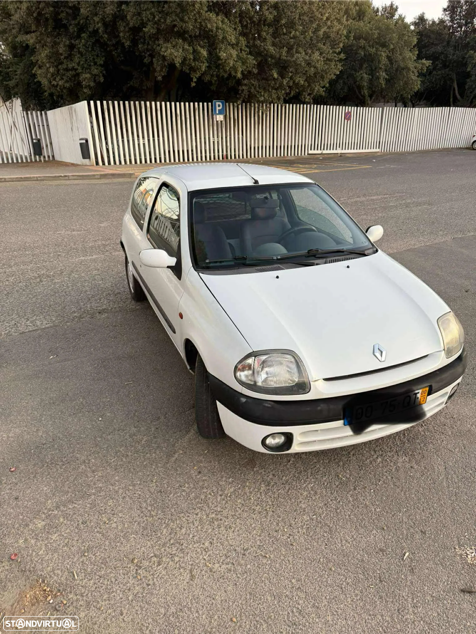 Renault Clio 1.9 D RN - 14