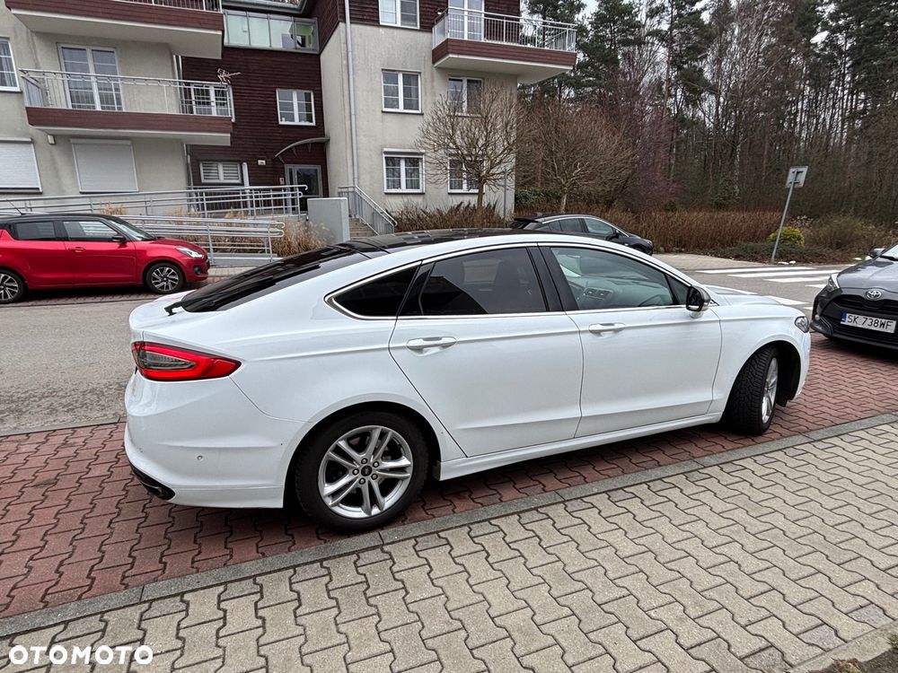 Ford Mondeo 2.0 EcoBoost Titanium - 12